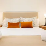 Juan De La Encina Central Suite